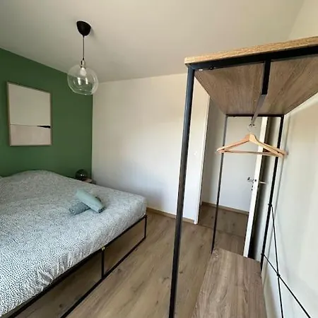 Le Contrie - Bel Avec Terrasse Daire *